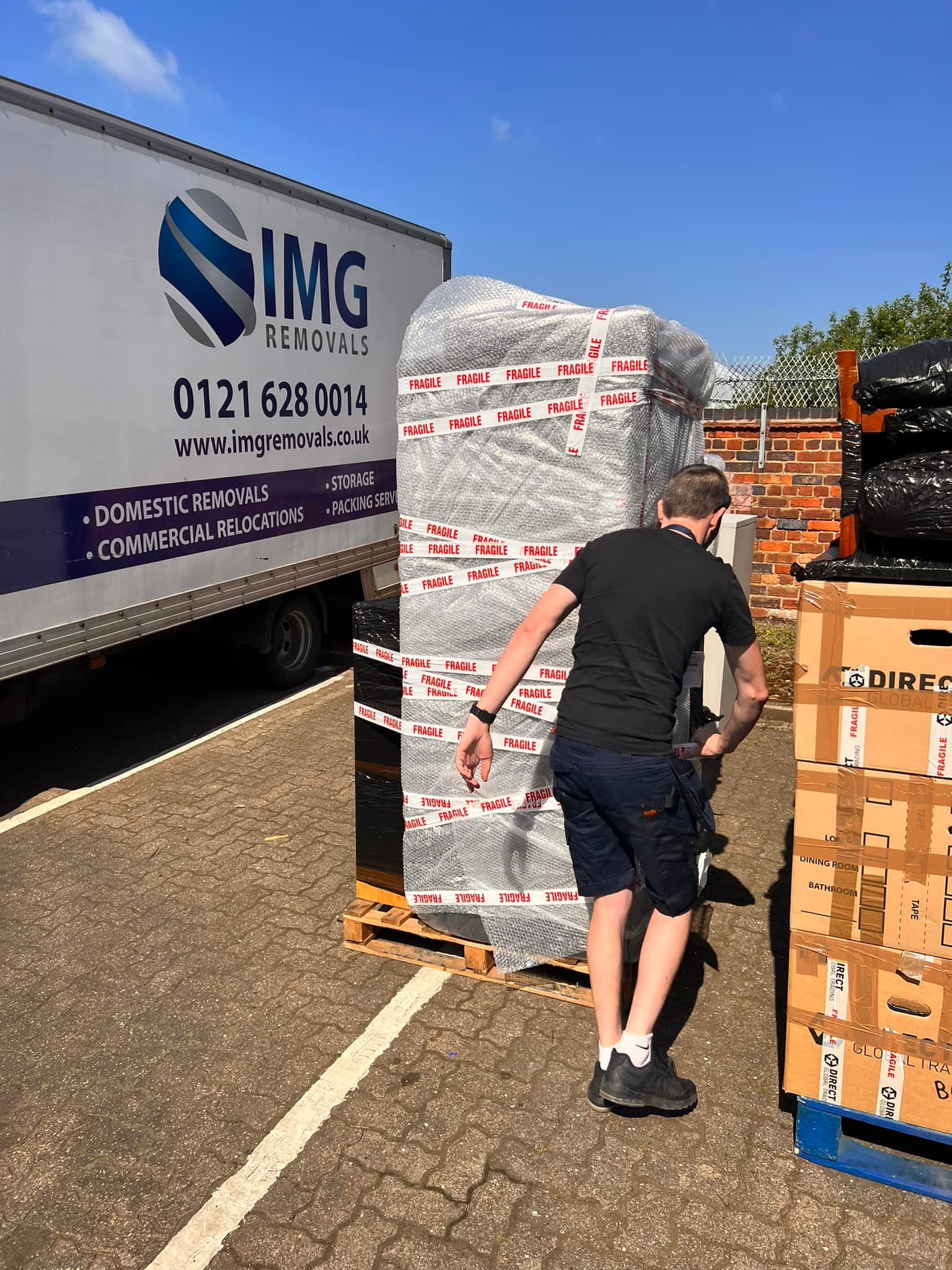 Reliable Oswestry Removals Company for Stress-Free Moving